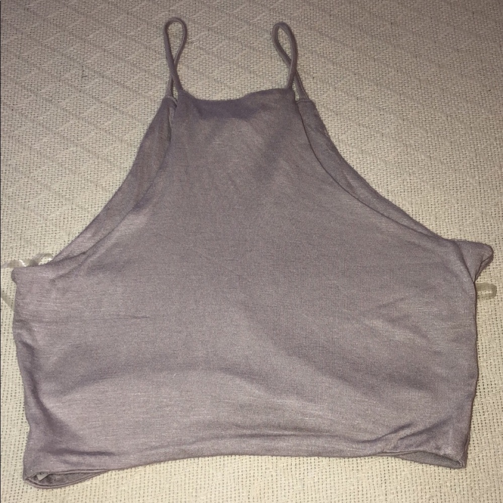 Crop top.